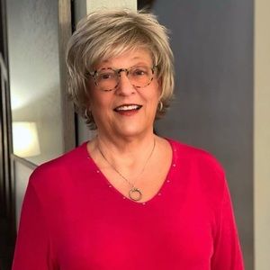 Meet your Posher, Donette